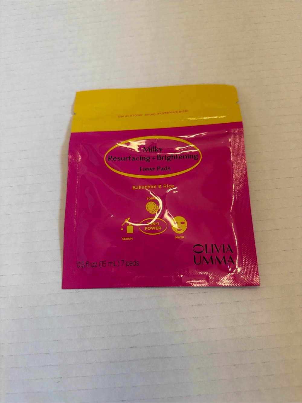 OLIVIAUMMA Milky Resurfacing + Brightening Toner Pads 7 Pads.
